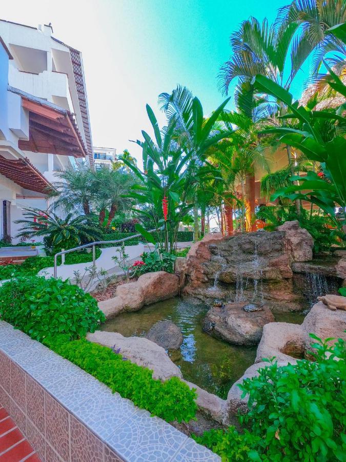 Tropicana Hotel بويرتو فالارتا المظهر الخارجي الصورة