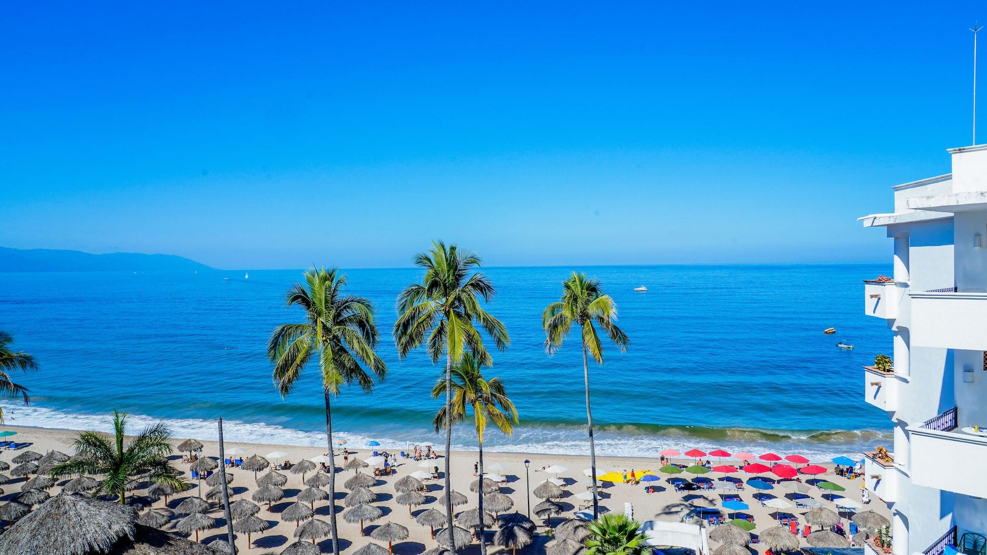 Tropicana Hotel بويرتو فالارتا المظهر الخارجي الصورة
