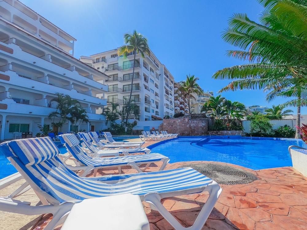 Tropicana Hotel بويرتو فالارتا المظهر الخارجي الصورة